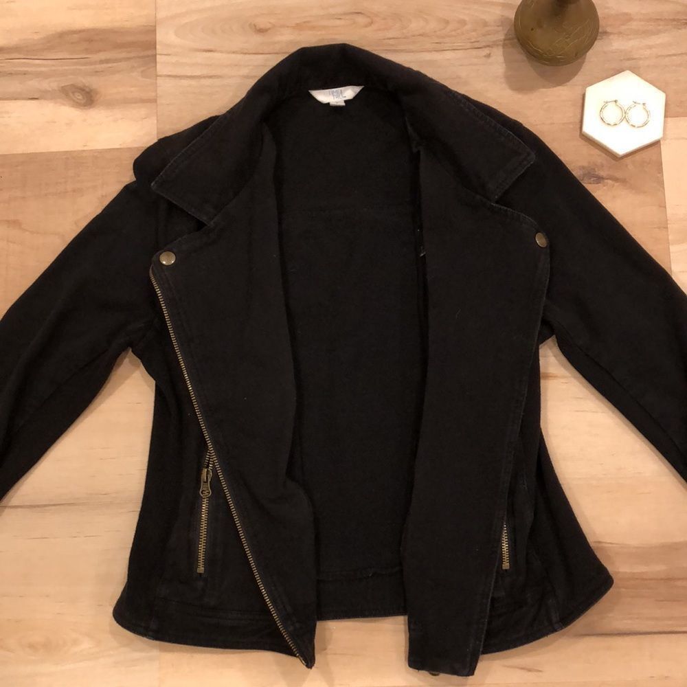 Black Zip-Up Jacket Time and Tru Size S - Picture 3 of 5